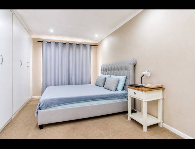 4 BEDROOM FREESTANDING FOR SALE IN WELTEVREDEN PARK